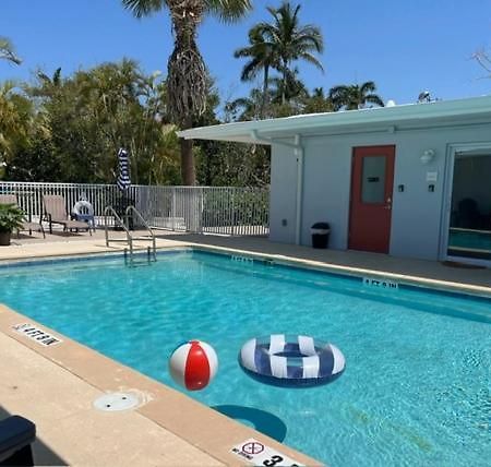 Sunshine Island Inn - Adults Only Sanibel Kültér fotó